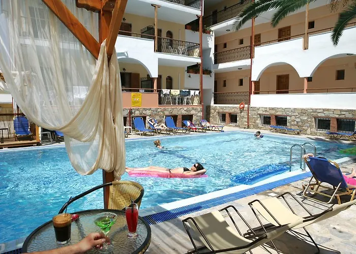 فندق Calypso 2*
